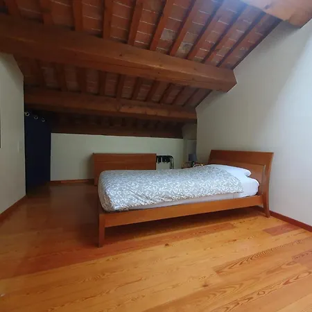 Pensión Attico 25 *